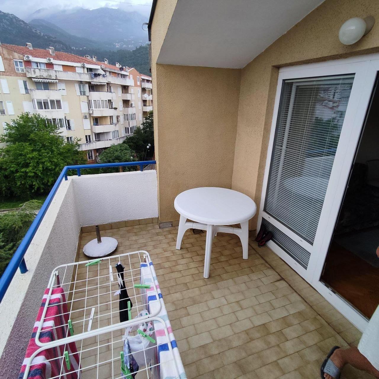 Koda 2 * Budva